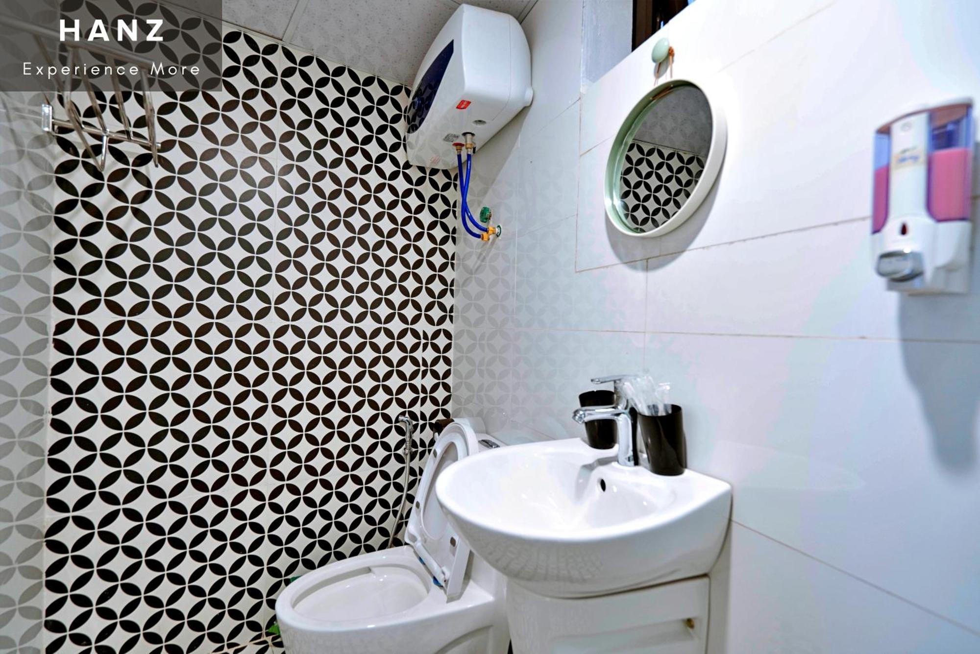 Private Room In Halong City Center - Hanz Almor1 ها لونغ الغرفة الصورة